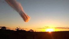 VIDEO: Cận cảnh đám mây kỳ lạ mang hình hài ‘bàn tay của Chúa’