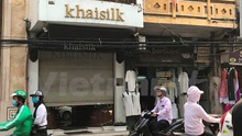 Chuyển hồ sơ vụ khăn lụa Khaisilk sang cơ quan điều tra: Dấu hiệu bán hàng giả