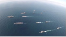 VIDEO: Cận cảnh 3 tàu sân bay Mỹ tạo thành mũi tên hướng vào Triều Tiên