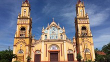Nhân mùa Giáng sinh: Ngắm vẻ đẹp những nhà thờ Nam Định