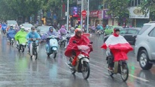 Miền Bắc đón không khí lạnh, Hà Nội mưa rào chuyển rét