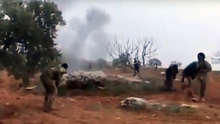 VIDEO phi công Nga lái Su-25 tự sát bằng lựu đạn khi bị phiến quân bao vây