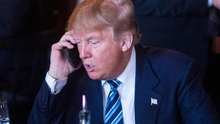 Các nguyên thủ Donald Trump, Vladimir Putin, Angela Merkel, Theresa May... dùng điện thoại gì?