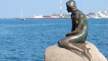 Ngày Nàng tiên cá xõa tóc trên bến cảng Copenhagen