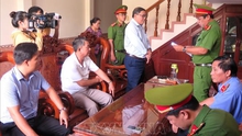 Video bắt tạm giam nguyên Chủ tịch UBND huyện Đông Hòa, Phú Yên