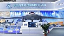 Trung Quốc tăng cường mua sắm vũ khí, khí tài quân sự của Nga