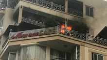 Hà Nội: Khách sạn phố cổ bốc cháy, nhiều người mắc kẹt