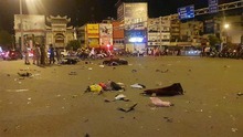 Thành phố Hồ Chí Minh: Ô tô gây tai nạn liên hoàn, 4 người bị thương