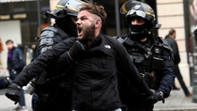 Bình luận về cuộc bùng nổ biểu tình nước Pháp: Gió đã lặng, bão có tan?