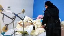 Triệu tập lái xe ô tô đâm nữ sinh rồi bỏ chạy tại phố Bà Triệu, Hà Nội