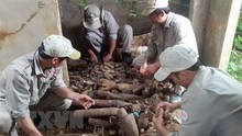 Phát hiện hầm đạn pháo khi đào đường điện ngầm tại Bảo Lộc, Lâm Đồng