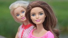 2019 - Nàng búp bê nổi tiếng thế giới Barbie tròn 60 tuổi