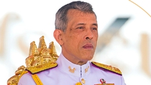 Nhà vua Rama X của Thái Lan đăng quang