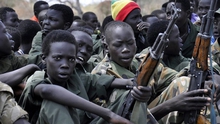 Gần 900 trẻ em được nhóm vũ trang ở Nigeria trả tự do