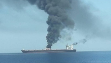 Nổ tàu chở dầu Iran: Khả năng bị tên lửa tấn công