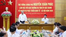 Thủ tướng Nguyễn Xuân Phúc: Bắc Giang cần chuyển mô hình tăng trưởng từ chiều rộng sang chiều sâu