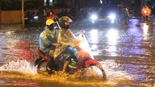Đường phố Hà Nội đã rút hết nước ngập sau cơn 'mưa vàng'
