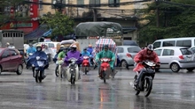 Cảnh báo mưa dông ở Hà Nội, đề phòng lốc sét, gió giật mạnh