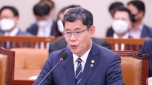 Tổng thống Hàn Quốc chấp thuận đơn từ chức của Bộ trưởng Thống nhất