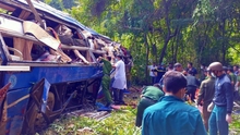 Khởi tố tài xế gây tai nạn làm 6 người chết ở Kon Tum
