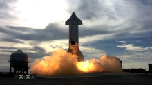 Tên lửa của SpaceX phát nổ ngay khi hạ cánh