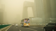 Thủ đô Bắc Kinh của Trung Quốc lại chìm trong bão cát