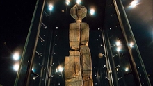 Phát hiện mới về bức tượng gỗ cổ nhất thế giới