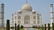 Đền Taj Mahal của Ấn Độ mở cửa trở lại