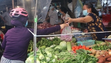 TP Hồ Chí Minh thí điểm chợ truyền thống hoạt động trở lại