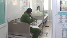 Quảng Ninh: 13 học sinh bị ngộ độc do ăn 'kẹo lạ' được xuất viện