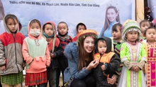 Hoa hậu Thùy Tiên đến tận Cao Bằng làm từ thiện