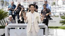 Lee Jung Jae: Từ nam chính 'Squid Game' tới phim đầu tay tại Cannes