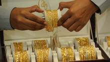 Sức ép lạm phát gia tăng hỗ trợ thị trường vàng thế giới phiên 7/6​