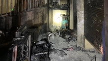 Hà Nội: Cứu 5 người thoát khỏi đám cháy nhà dân