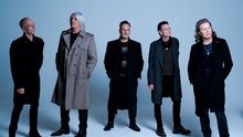 Album 'Diamond Star Halos' của Def Leppard: Người ta chỉ già khi ngừng đam mê