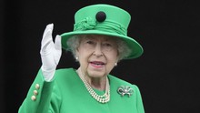Nhìn lại cuộc đời của Nữ hoàng Elizabeth II
