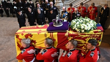 Bộ trưởng Ngoại giao Bùi Thanh Sơn dự lễ tang Nữ hoàng Elizabeth II