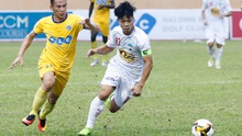 Thủ môn U23 Việt Nam mắc sai lầm, Công Phượng tin vào TOP 5 V-League