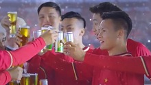 CLB Hà Nội lên tiếng vụ Quang Hải quảng cáo bia, HLV Toshiya Miura muốn vào sân