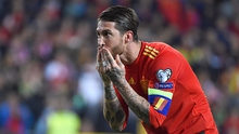 Tây Ban Nha: Hay là Pique đổi vai cho Sergio Ramos?