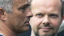 Jose Mourinho bị M.U sa thải: Woodward hay Mourinho đã xỏ nhau?