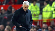 M.U của Mourinho quá tệ, có bù giờ… 44 phút cũng vô vọng