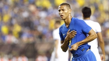 'Cơn gió lạ' của đội tuyển Brazil: Richarlison mới chỉ... chào sân
