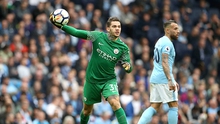 Ở Etihad, Ederson là hiện tại và tương lai