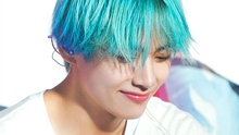 V (BTS) biến hóa màu tóc với tốc độ ‘chóng mặt’ từ xanh, đỏ, đến tím, vàng