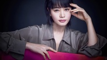 ‘Biểu tượng gợi cảm’ Kim Hye Soo trải lòng về vụ nợ triệu USD của mẹ, tính chuyện giải nghệ