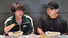 Fan tức giận khi BTS bị ghép với ‘coin’ bẩn, Jin & RM phải quảng bá món ăn họ không thích