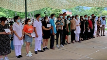 COVID-19: 90 công dân Việt Nam từ Liên bang Nga về nước hân hoan sau khi hoàn thành thời gian cách ly tập trung tại Hòa Bình