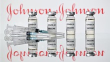 Pfizer thông báo kết quả thử nghiệm vắc-xin ngừa COVID-19 đạt hiệu quả 95%