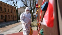 Dịch COVID-19: Số ca nhiễm mới tại nhiều nước Đông Âu tăng cao trở lại